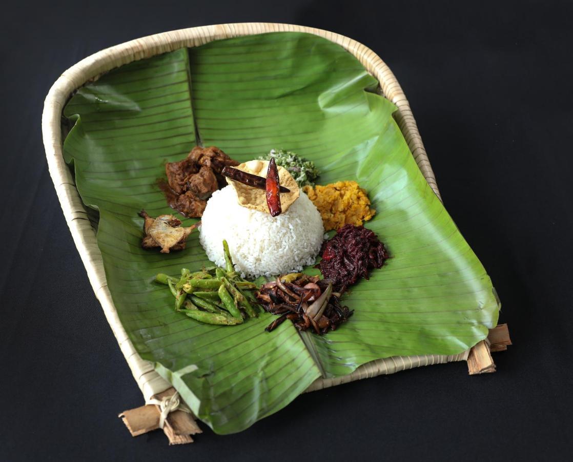 Earls Rajarata Hotel Anuradhapura