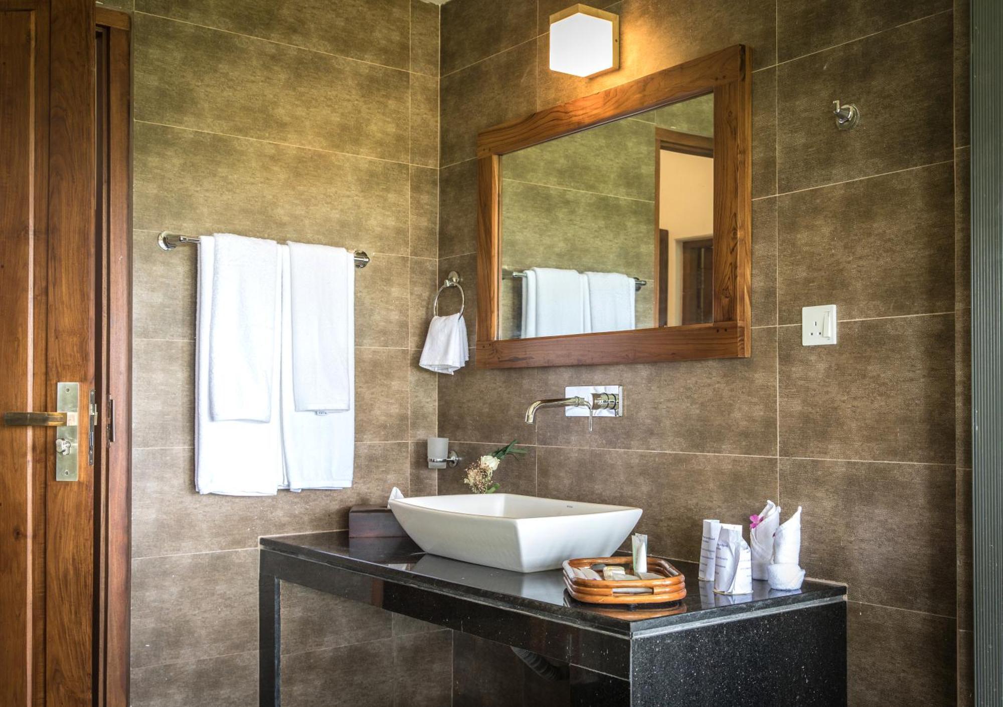 Earls Rajarata Hotel